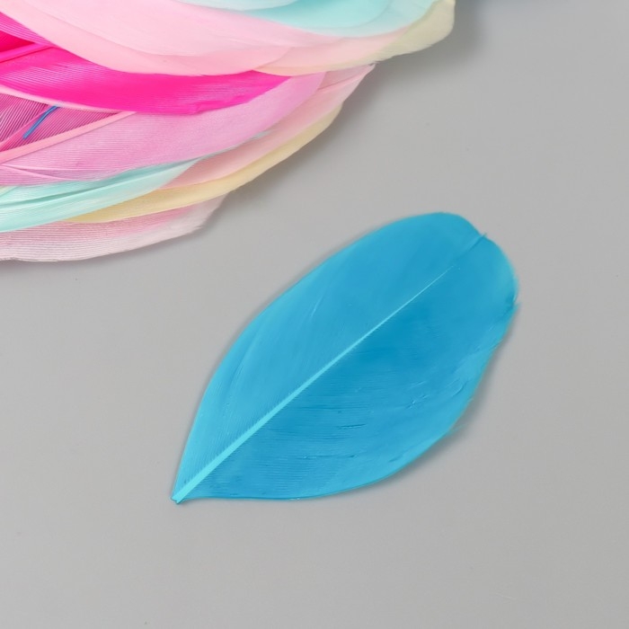 Перо декоративное гусиное "Макарун" в форме листа набор 40 шт h=5-7 см