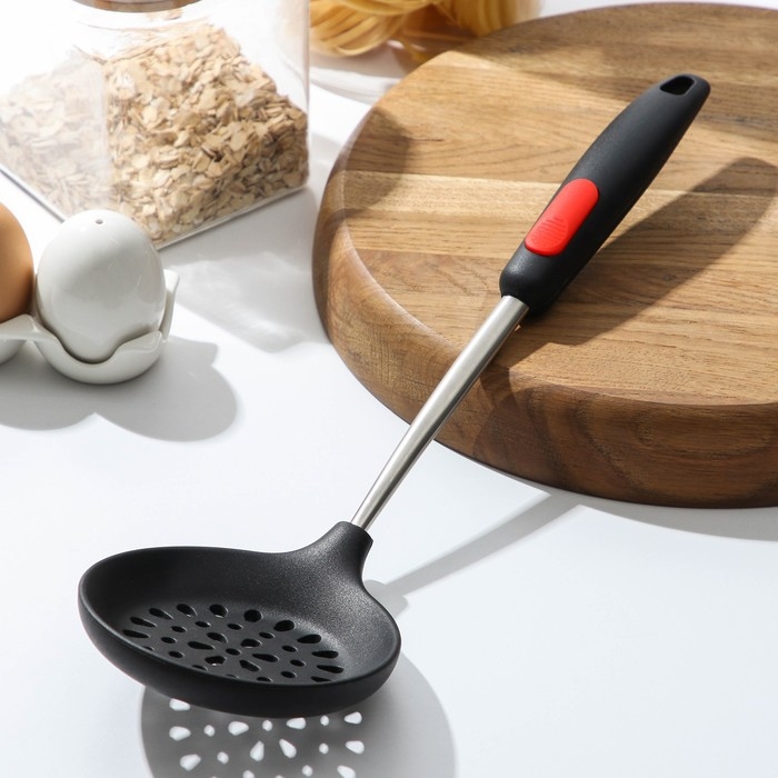 Шумовка Доляна &laquo;Чили&raquo;, 37,5 см, цвет чёрно-красный