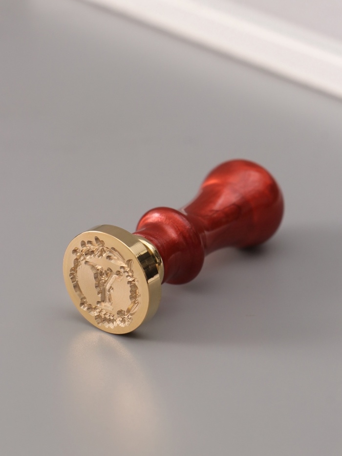 Печать для сургуча с пластиковой ручкой "Венок с буквой Y" 2,5х2,5х6,3 см