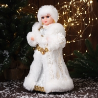 Снегурочка "В шубке и серьгах. с ремешком" двигается, 40х20 см, белый Снегурочка "В шубке и серьгах. с ремешком" двигается, 40х20 см, белый