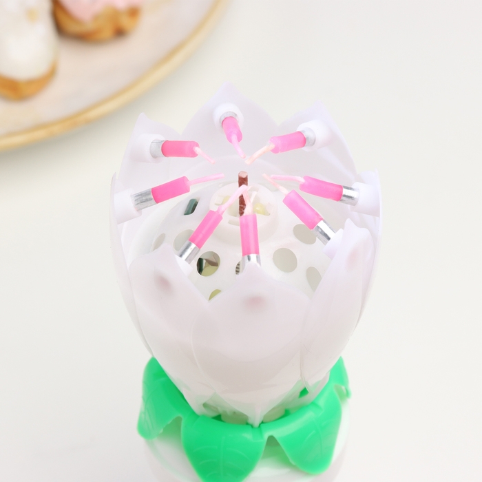 Свеча для торта музыкальная "Тюльпан", крутящаяся, белая, 14,5&times;6 см