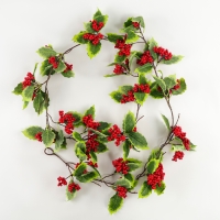 Лиана с ягодками &laquo;Сказка&raquo;, 200 &times; 17 &times; 14 см