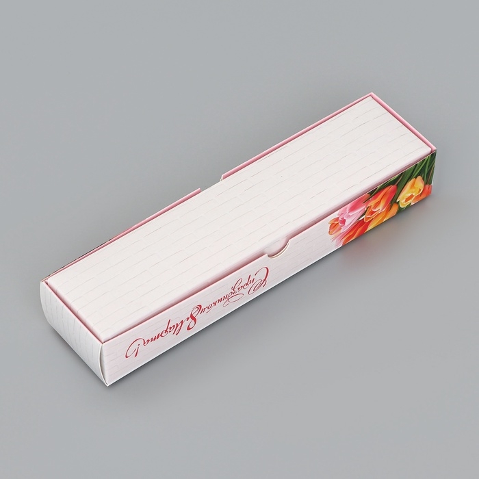 Коробка для 5 конфет с обечайкой, с окном "8 марта", 21 х 5 х 3,3 см. Кондитерская упаковка