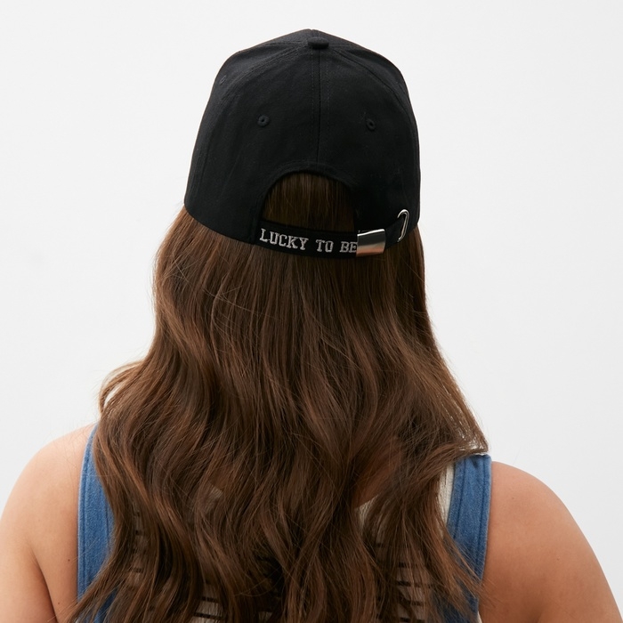 Кепка женская с вышивкой MIST Lucky, черный, р. 56-58 Кепка женская с вышивкой MIST Lucky, черный, р. 56-58