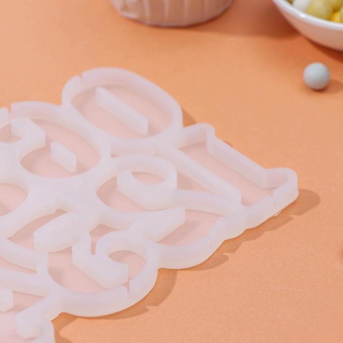 Форма для леденцов &laquo;Цифры&raquo;, силикон, 16,5&times;10&times;0,7 см, 10 ячеек, цвет белый