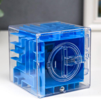 Копилка пластик лабиринт 9*9*9 см