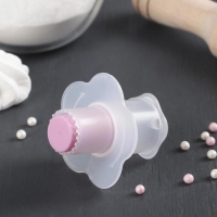 Плунжер кондитерский для заполнения начинкой выпечки Доляна, 6,5×4,5×3 см, цвет МИКС Плунжер кондитерский для заполнения начинкой выпечки Доляна, 6,5×4,5×3 см, цвет МИКС