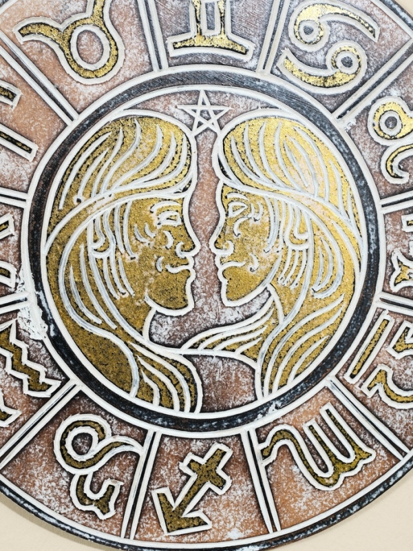 Панно резное МДФ "Близнецы", 30х30х2 см