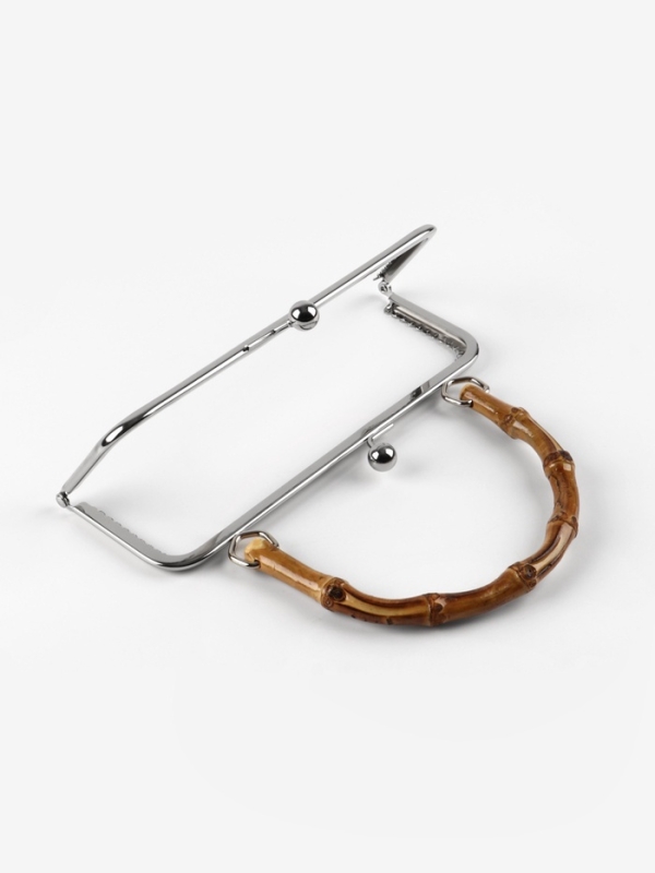 Фермуар пришивной, 21×9.5 см, с бамбуковой ручкой d=11×15.5 см, коричневый, серебристый Фермуар пришивной, 21×9.5 см, с бамбуковой ручкой d=11×15.5 см, коричневый, серебристый