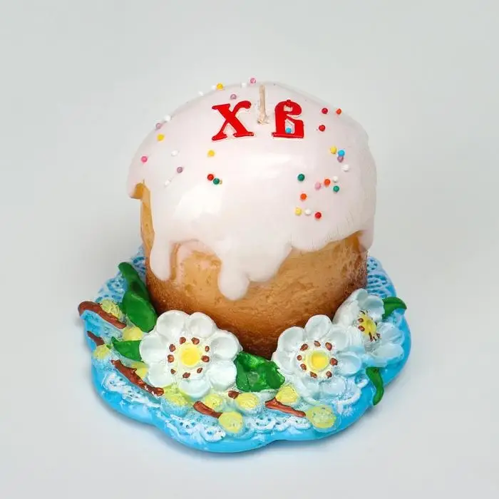 Свеча фигурная "Пасхальный кулич на подставке", 11х9 см, 270 гр