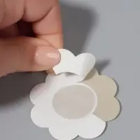 Стикини на грудь &laquo;Цветок&raquo;, набор - 5 пар, на клеевой основе, 6&times;6 см, бежевая