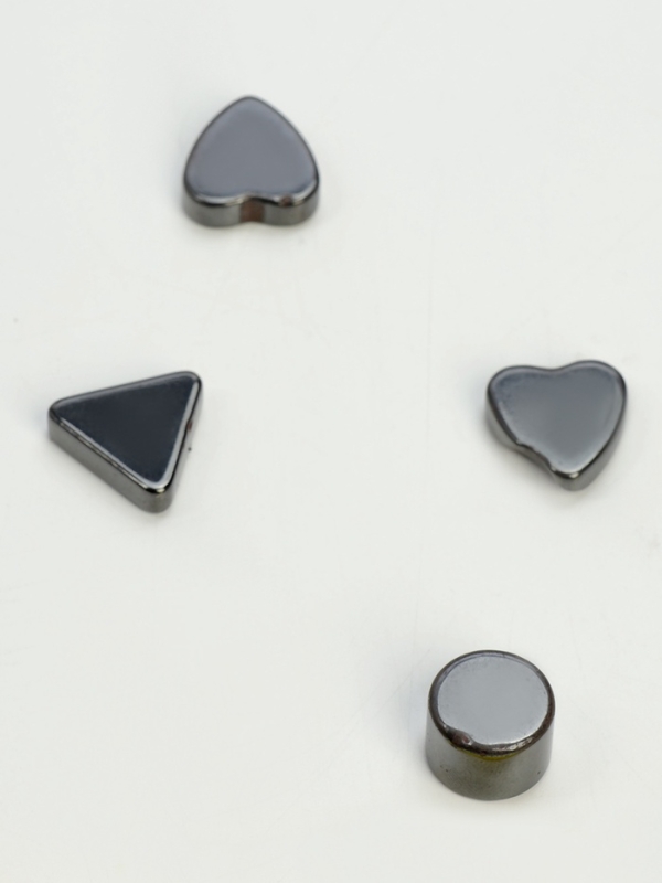 Настольная игра "Магнитный бой", 20 камней