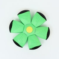Мяч - фрисби для собак "НЛО" зелёный, 16 см Мяч - фрисби для собак "НЛО" зелёный, 16 см