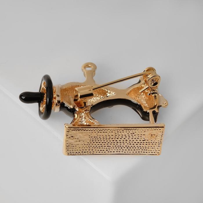 Брошь &laquo;Швейная машина&raquo;, цвет чёрный в золоте