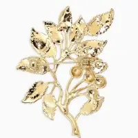 Брошь "Веточка Калины", цвет красно-коричневый в золоте