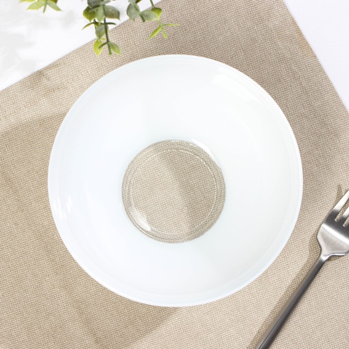 Салатник &laquo;Зефир&raquo;, 800 мл, d=15,5 см, цвет белый