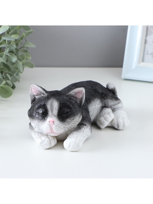 Фигурка "Спящий кот" 7х18х10см