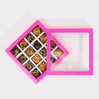 Коробка для конфет, кондитерская упаковка, 16 ячеек, &laquo;Фуксия&raquo; 17.7 х 17.7 х 3.8 см