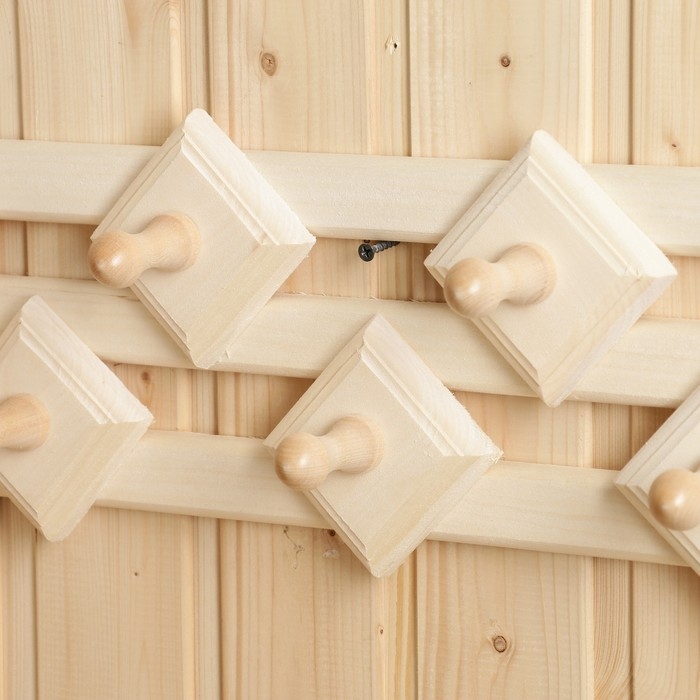 Вешалка Вешалка "Шахматка", 7 крючков, липа, 72х15х8 см