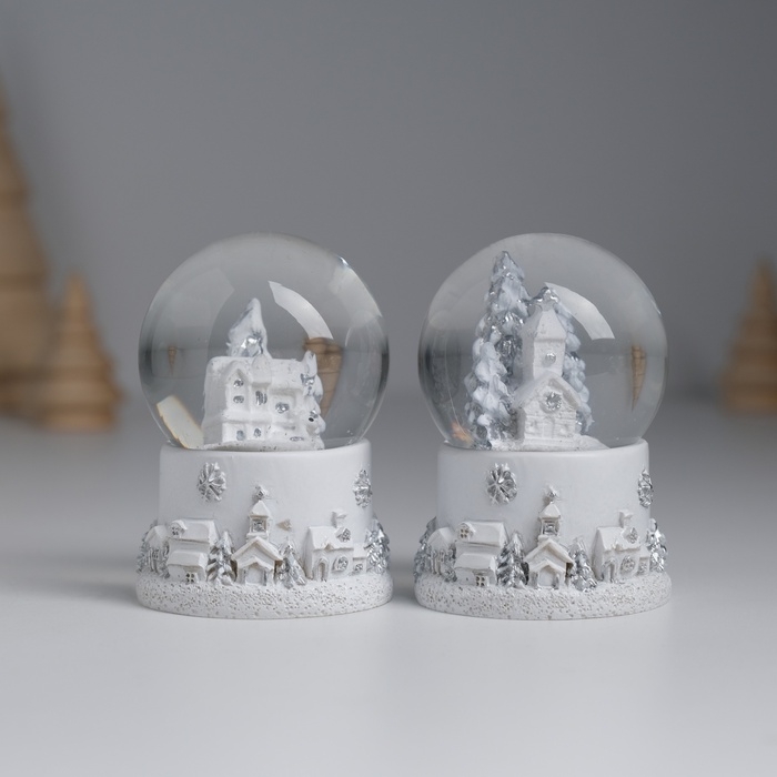 Сувенир полистоун водяной шар свет "Белоснежный ангел-музыкант" МИКС 4,5х4,5х6,5 см