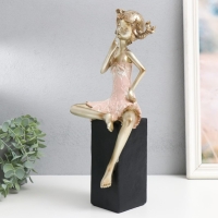 Сувенир полистоун "Девочка на кубе, с косичками" бело-золотой 15х10х37 см Сувенир полистоун "Девочка на кубе, с косичками" бело-золотой 15х10х37 см