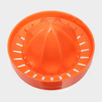 Бутылка - соковыжималка Доляна &laquo;Чудо&raquo;, мерный стакан, тёрки, воронки, 380 мл, 29&times;8,5 см, цвет МИКС