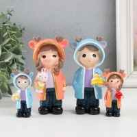 Сувенир полистоун "Малыши в дождевиках с рожками" набор 4 шт 2х2х7 4х3,5х11,5 см Сувенир полистоун "Малыши в дождевиках с рожками" набор 4 шт 2х2х7 4х3,5х11,5 см