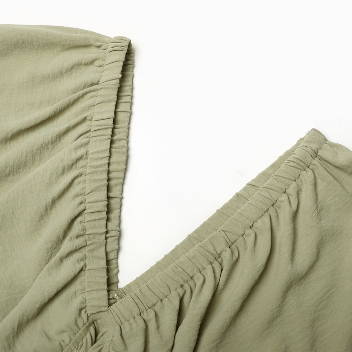 Платье женское MIST с глубоким вырезом р. 44, оливковый Платье женское MIST с глубоким вырезом р. 44, оливковый