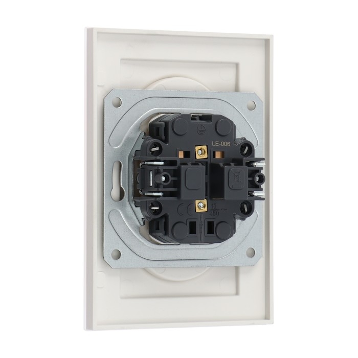 Розетка двухместная TOT Matte Glass, 10 А, скрытая, без з/к, стекло, белая Розетка двухместная TOT Matte Glass, 10 А, скрытая, без з/к, стекло, белая