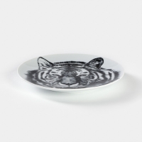 Тарелка фарфоровая &laquo;Тигр&raquo;, d=20 см, белая