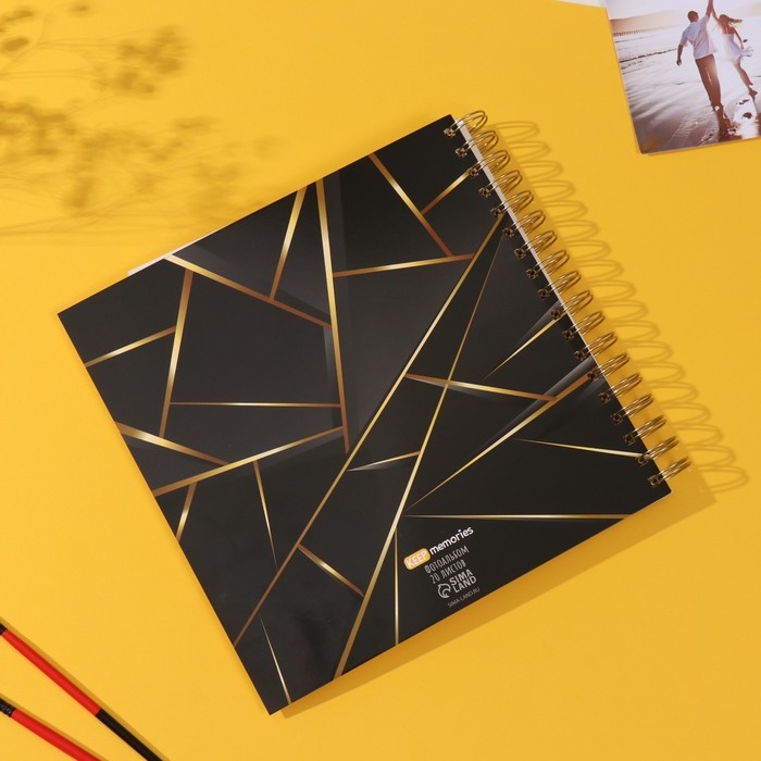 Фотоальбом на спирали 20 листов Фотоальбом на спирали 20 листов "Моё zoloto" объёмный элемент + 4 вкладки 24х24 см