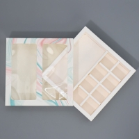 Коробка под 8 конфет и шоколад с ячейками, кондитерская упаковка, &laquo;Флюид&raquo; 18 х 18 х 4 см