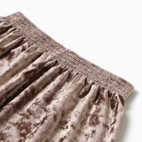 Комплект женский (футболка и шорты) KAFTAN Velvet р. 40-42, кофейный Комплект женский (футболка и шорты) KAFTAN Velvet р. 40-42, кофейный