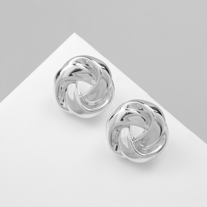 Серьги пластик &laquo;Круг&raquo; с изгибами, цвет серебро