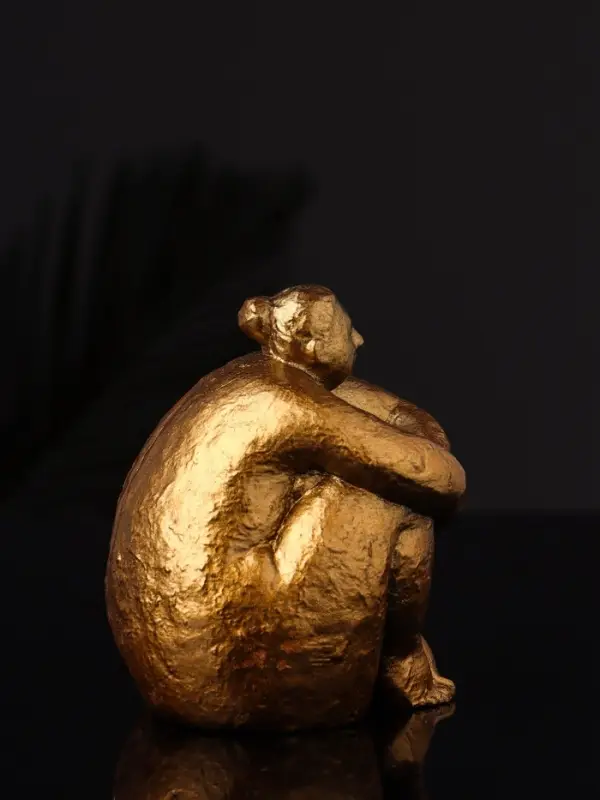 Фигура "Дама" 9х8х8 см, бронза