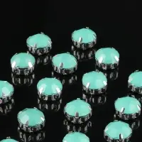 Стразы пришивные &laquo;Шатон&raquo;, круглые, в цапах, d=10 мм, 20 шт., зелёные