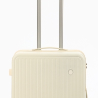 Чемодан 24", PС, 42*27*66, отд на молнии, код замок, 4 колеса, белый