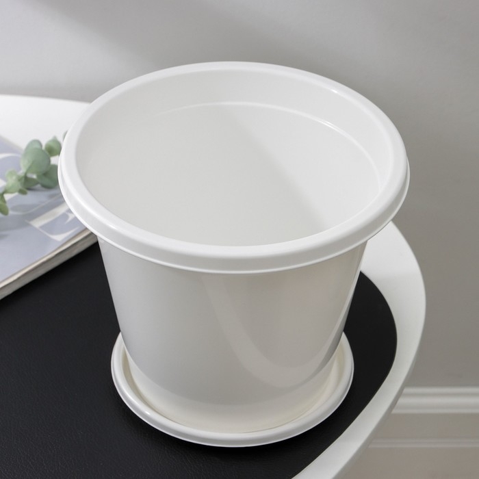 Горшок для цветов с поддоном «Эконом», 3 л, пластиковый, цвет белый Горшок для цветов с поддоном «Эконом», 3 л, пластиковый, цвет белый