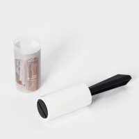 Ролик для чистки одежды в футляре LaDо́m, 100 листов