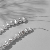 Бусины пластиковые на нити &laquo;Жемчуг&raquo; 1&times;0,7&times;0,3 см, (набор 110 шт.), цвет белый