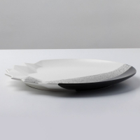 Тарелка керамическая «Снежные горы», 27 см, цвет чёрно-белый Тарелка керамическая «Снежные горы», 27 см, цвет чёрно-белый