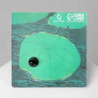 Значок &laquo;Лягушонок&raquo; с магнитофоном, цвет зелёный