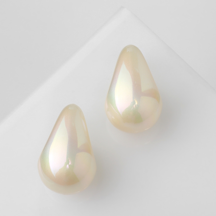 Серьги пластик &laquo;Капля&raquo; гладкие мах, цвет белый