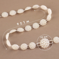 Жемчуг на нитях, плоский, 10 мм, 9 &plusmn; 1 м, цвет молочный