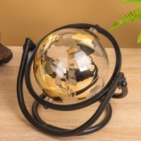 Глобус сувенирный &laquo;Айрон&raquo;, 15.5&times;18&times;20 см, стекло, металл