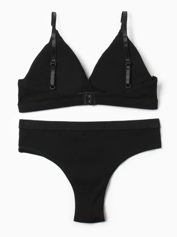 Комплект женский (топ, трусы) цвет черный, размер 44-46