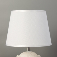 Настольная лампа "Майа" 1х40Вт Е14 белый 20х20х32,5см