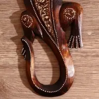 Панно &laquo;Геккон&raquo;, 31&times;11&times;1 см, дерево