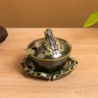 Соусник с крышкой на подставке &laquo;Лягушка&raquo;, 8&times;9&times;10 см, керамика, зелёный