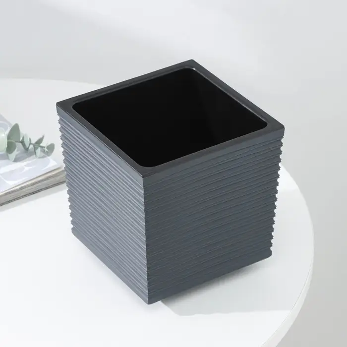 Кашпо со вставкой &laquo;Стиль&raquo;, 1,5 л, цвет графит